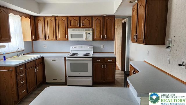 2809 Mary Street, Palmer Twp, PA 18045