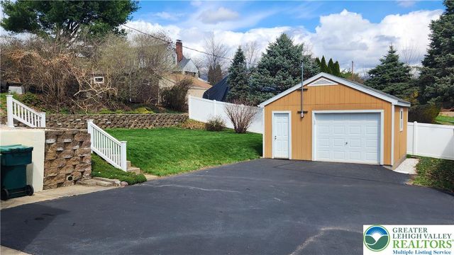 2809 Mary Street, Palmer Twp, PA 18045