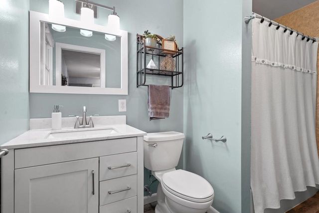 1644 WISCONSIN STREET, Oshkosh, WI 54901