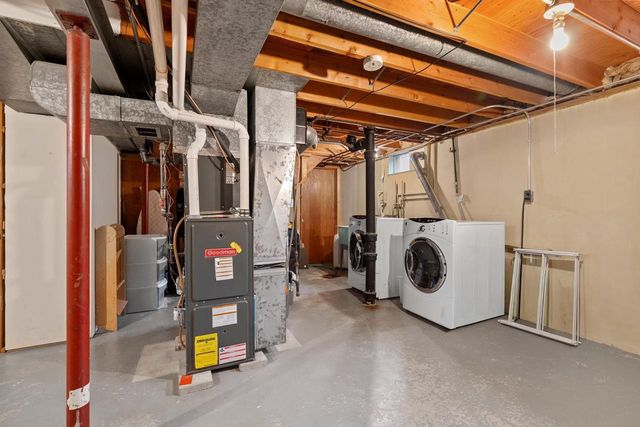 1644 WISCONSIN STREET, Oshkosh, WI 54901