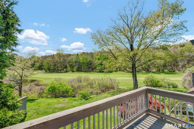 586 Heritage Village C, Southbury, CT 06488