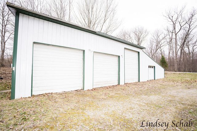 2299 Lyle Road, Ionia, MI 48846
