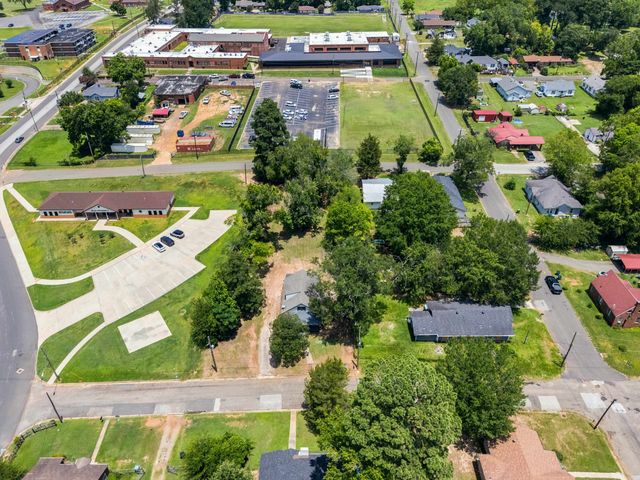 705 Nathan St., Marshall, TX 75670