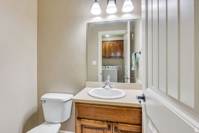 373 E ALEXANDER DR, Elk Ridge, UT 84651