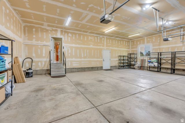 373 E ALEXANDER DR, Elk Ridge, UT 84651