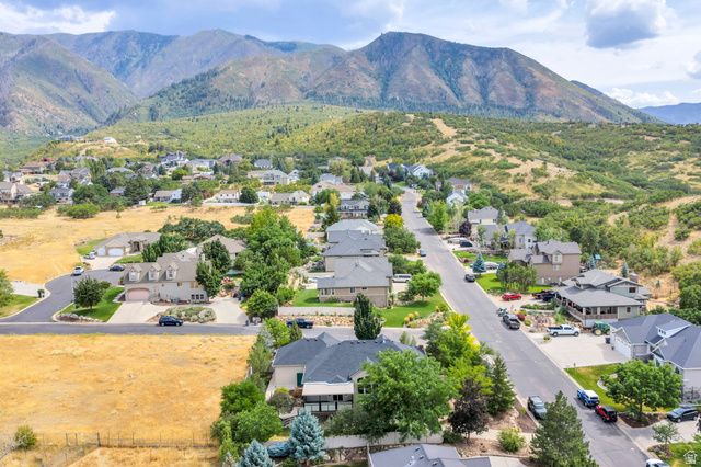 373 E ALEXANDER DR, Elk Ridge, UT 84651