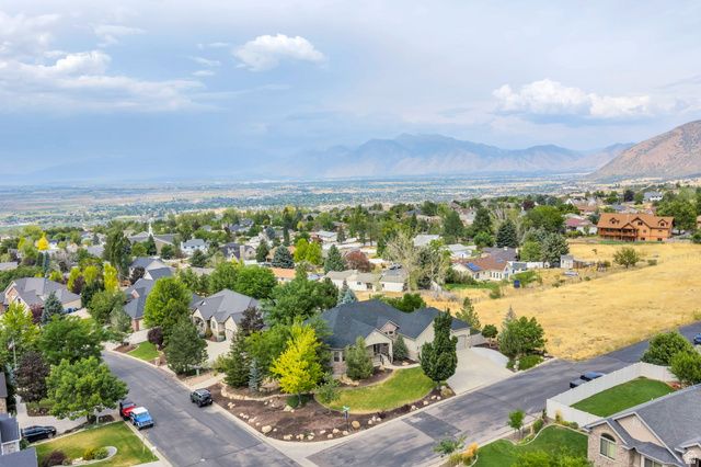 373 E ALEXANDER DR, Elk Ridge, UT 84651