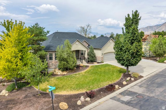 373 E ALEXANDER DR, Elk Ridge, UT 84651