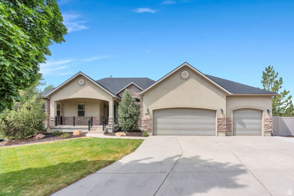 373 E ALEXANDER DR, Elk Ridge, UT 84651