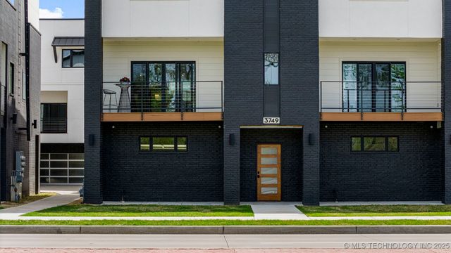 3781 S Riverside Drive 3781, Tulsa, OK 74105