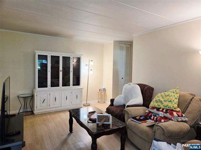 150 County Road 29, Tenafly, NJ 07670