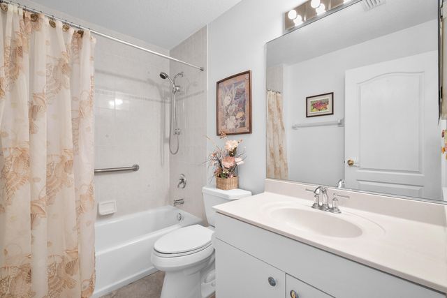 3339 NE Luna Terrace, Jensen Beach, FL 34957