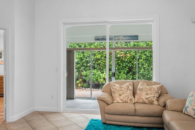 3339 NE Luna Terrace, Jensen Beach, FL 34957