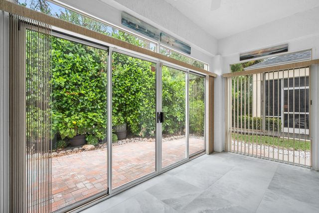 3339 NE Luna Terrace, Jensen Beach, FL 34957