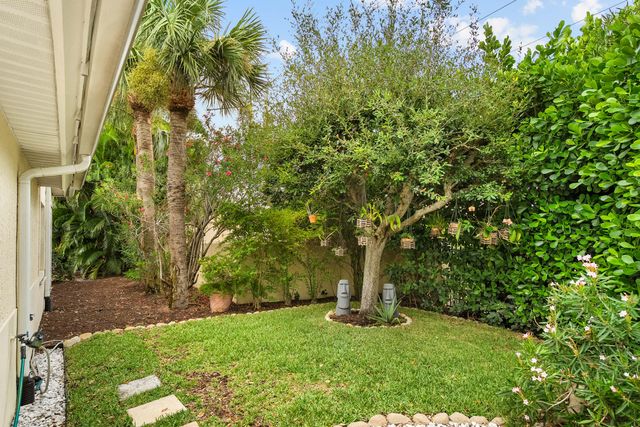 3339 NE Luna Terrace, Jensen Beach, FL 34957