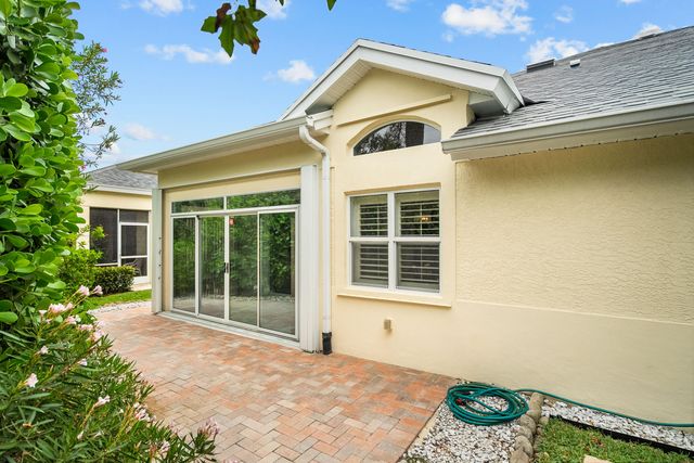 3339 NE Luna Terrace, Jensen Beach, FL 34957