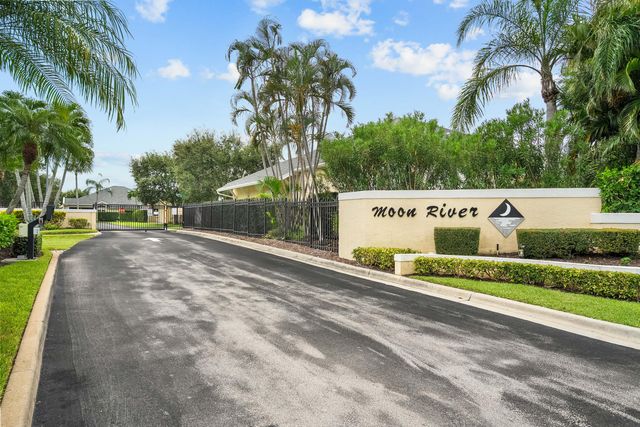 3339 NE Luna Terrace, Jensen Beach, FL 34957