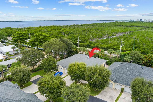 3339 NE Luna Terrace, Jensen Beach, FL 34957