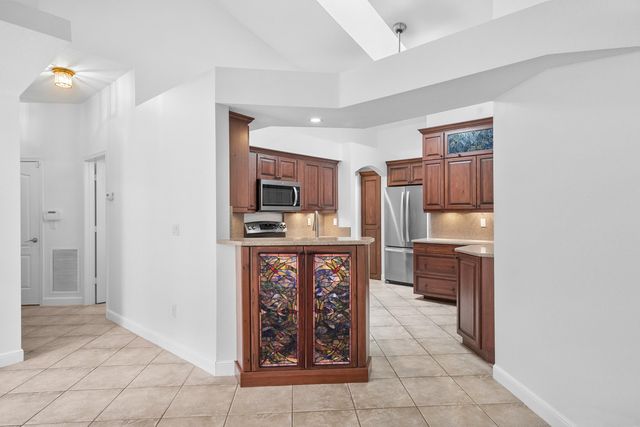 3339 NE Luna Terrace, Jensen Beach, FL 34957