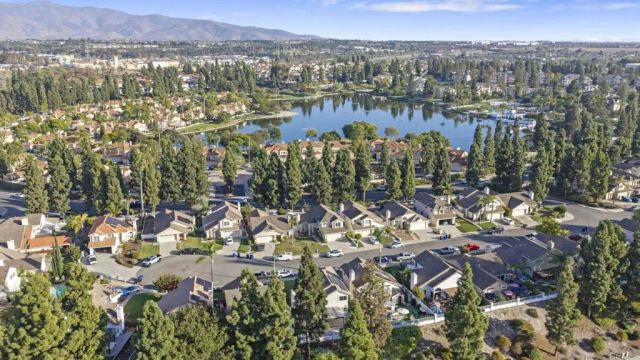 2053 Clearwater Place, Chula Vista, CA 91913
