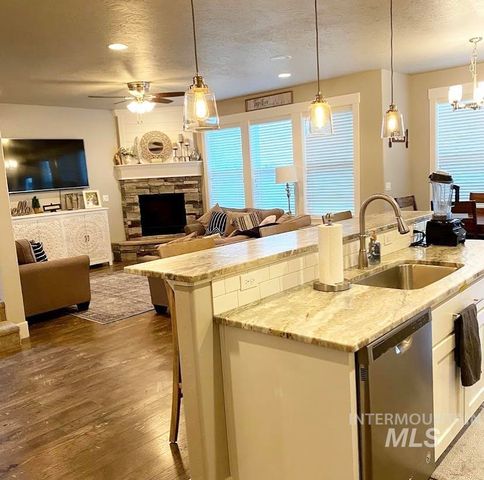 8581 Silverwood Way, Middleton, ID 83644