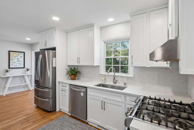 753 Milldenhall Road, Mount Pleasant, SC 29464