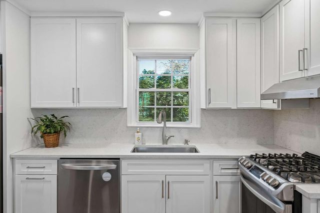 753 Milldenhall Road, Mount Pleasant, SC 29464