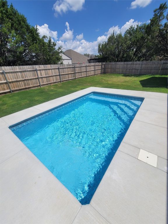 4825 Wichita Street, Granbury, TX 76048
