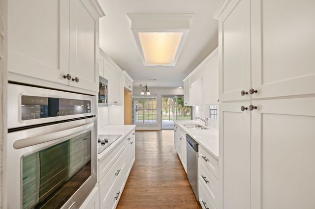 4508 Starlight Drive, Haltom City, TX 76117