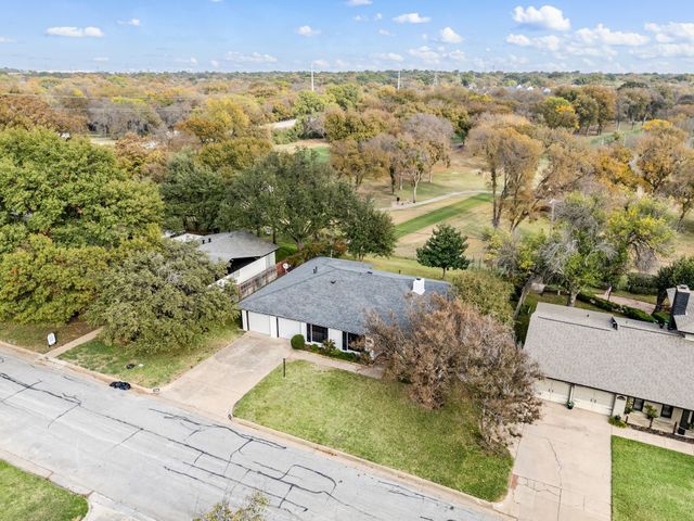 4508 Starlight Drive, Haltom City, TX 76117
