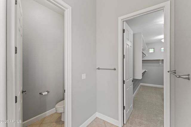 415 E DESERT WIND Drive, Phoenix, AZ 85048