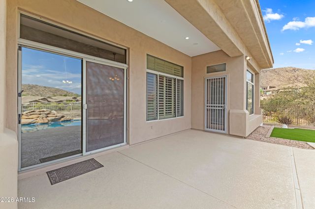 415 E DESERT WIND Drive, Phoenix, AZ 85048