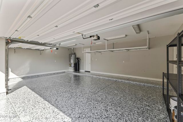 415 E DESERT WIND Drive, Phoenix, AZ 85048