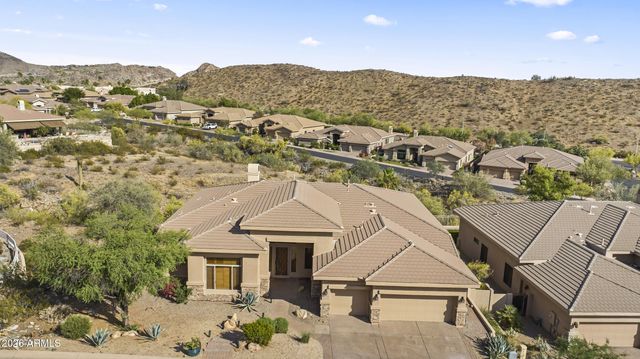 415 E DESERT WIND Drive, Phoenix, AZ 85048