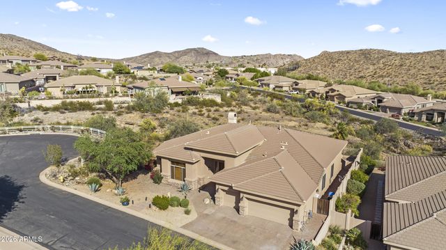 415 E DESERT WIND Drive, Phoenix, AZ 85048