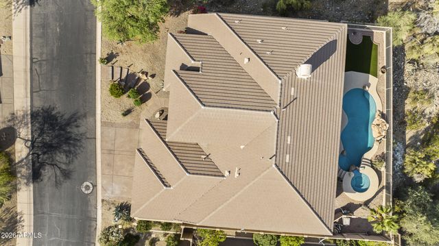 415 E DESERT WIND Drive, Phoenix, AZ 85048