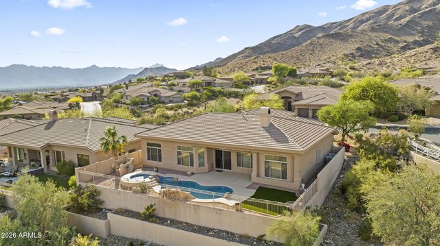 415 E DESERT WIND Drive, Phoenix, AZ 85048