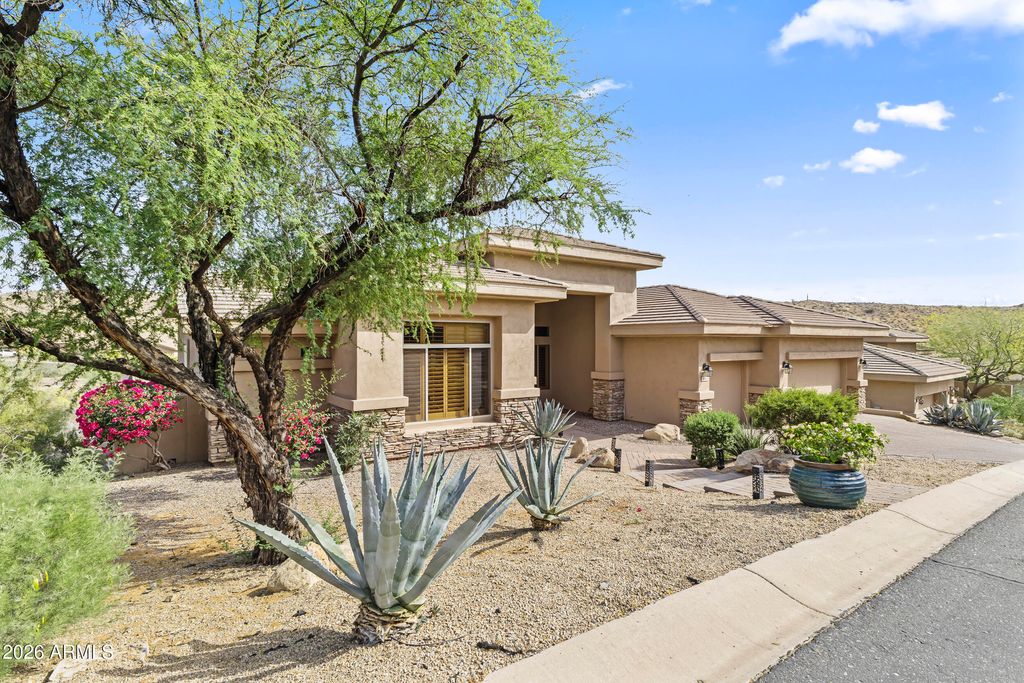 415 E DESERT WIND Drive, Phoenix, AZ 85048 — photo 2