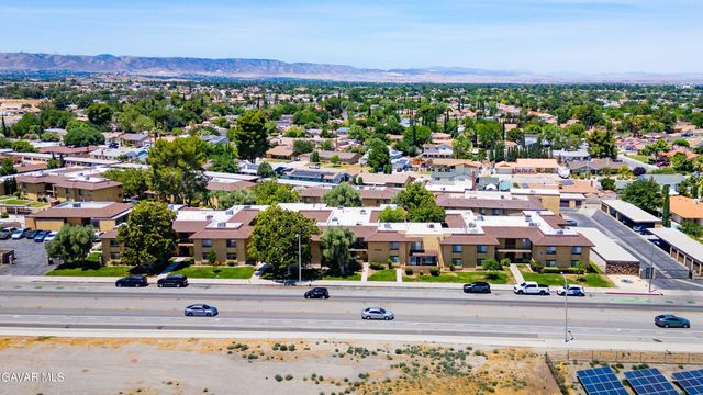 42935 15th Unit 8, Lancaster, CA 93534
