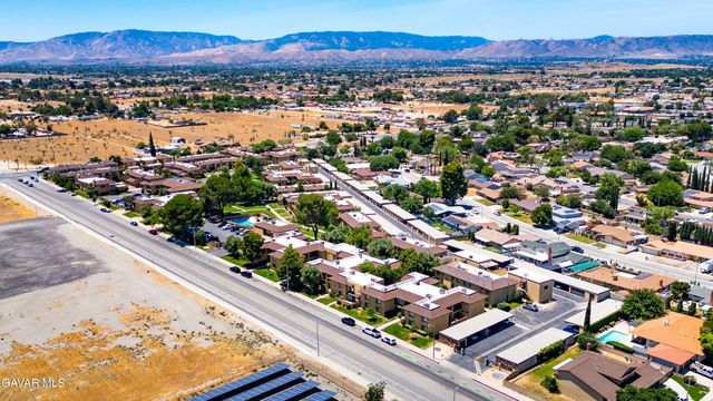 42935 15th Unit 8, Lancaster, CA 93534