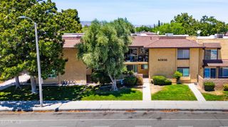 42935 15th Unit 8, Lancaster, CA 93534