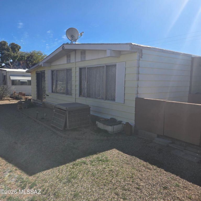 5976 W Rafter Cir Street, Tucson, AZ 85713