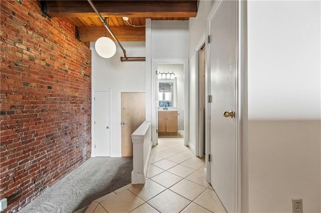 700 Broadway Boulevard 208, Kansas City, MO 64105