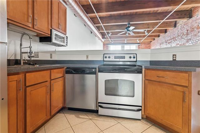 700 Broadway Boulevard 208, Kansas City, MO 64105