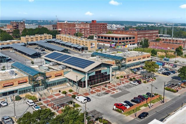 700 Broadway Boulevard 208, Kansas City, MO 64105