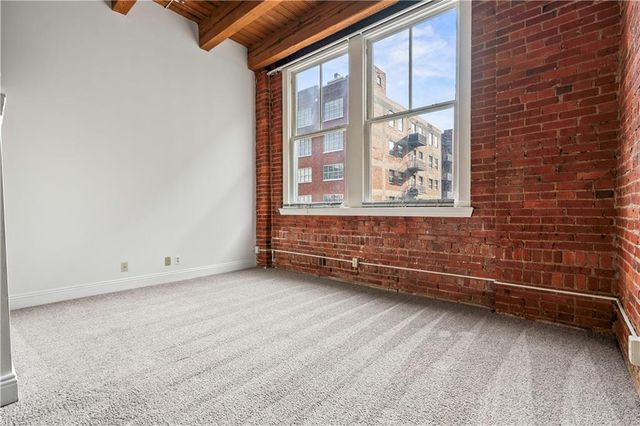 700 Broadway Boulevard 208, Kansas City, MO 64105