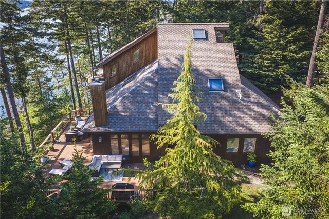 11310 Marine Lane, Anacortes, WA 98221