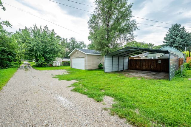 845 E 24th Court, Des Moines, IA 50317