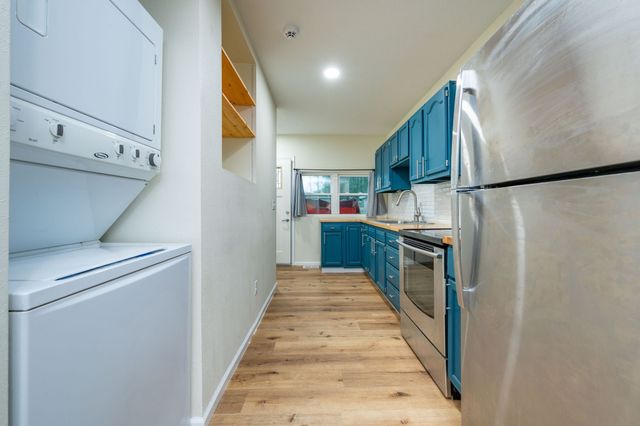 845 E 24th Court, Des Moines, IA 50317