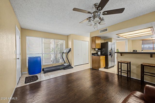 601 E WESCOTT Drive, Phoenix, AZ 85024